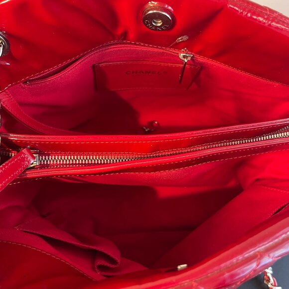 Chanel Large Just Mademoiselle Bowling Bag Red Patent Calfskin Leather, Preowned - Picture 13 of 16